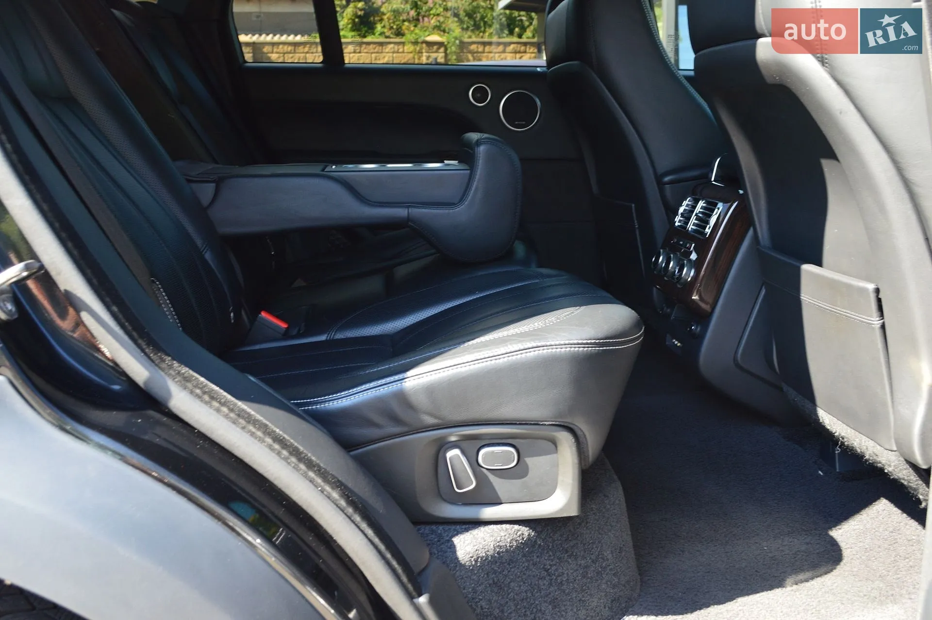 2013 Land Rover Range Rover - мініатюра 48