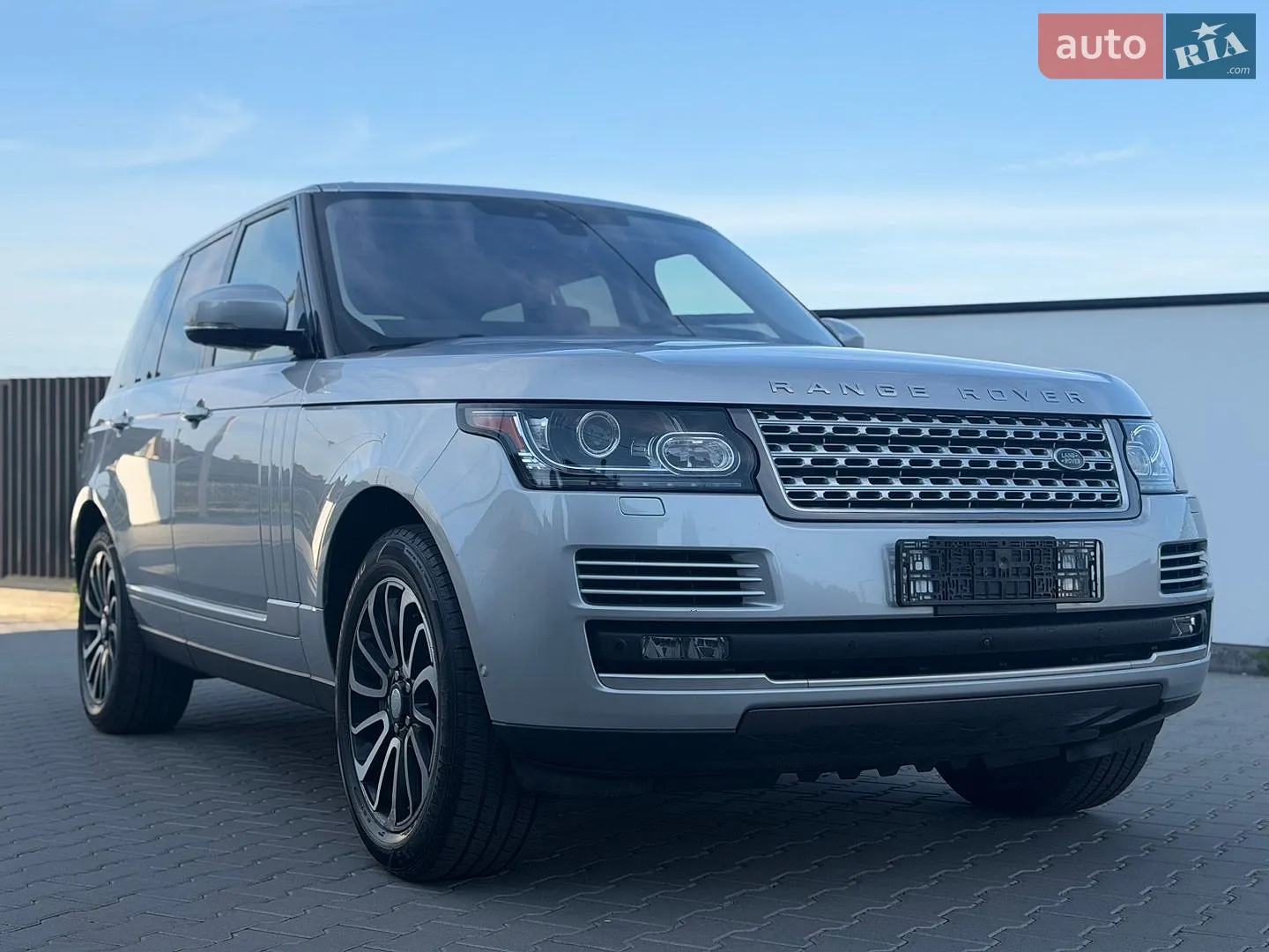 2017 Land Rover Range Rover - мініатюра 3