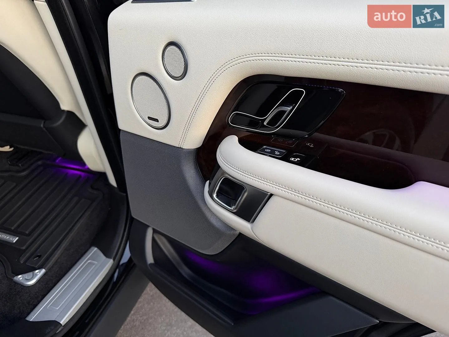 2019 Land Rover Range Rover - мініатюра 14