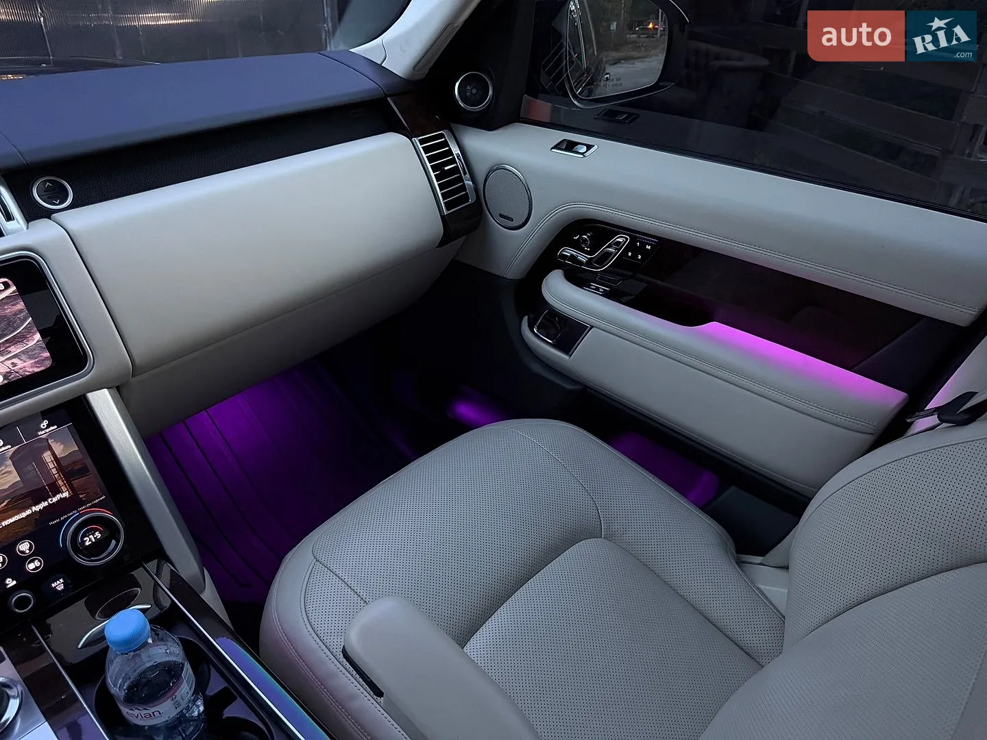 2019 Land Rover Range Rover - мініатюра 27