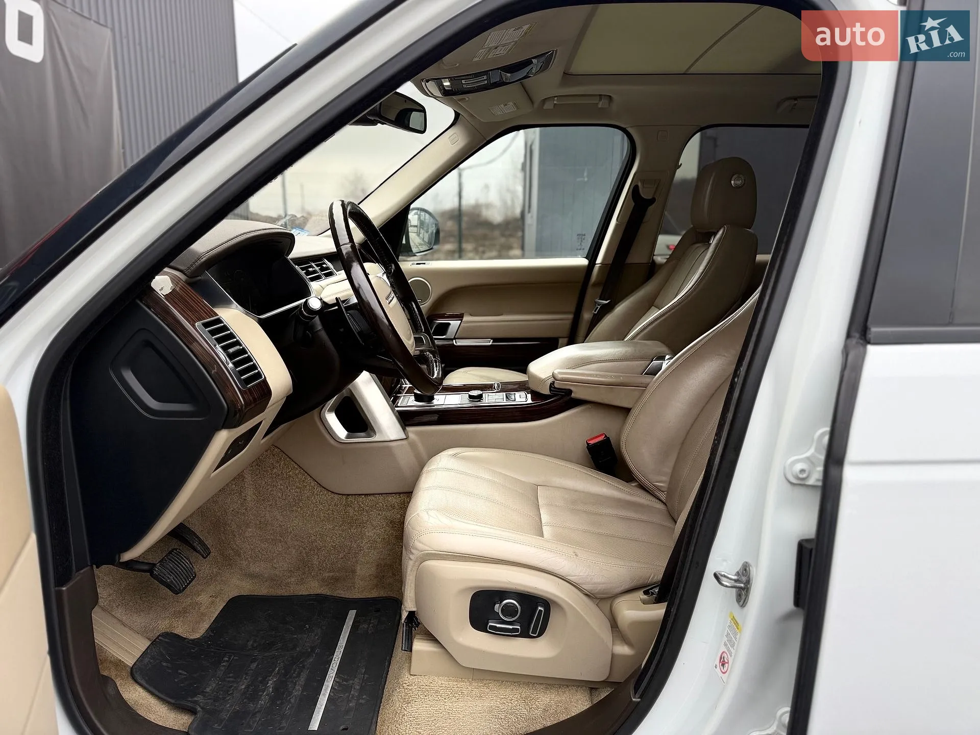 2016 Land Rover Range Rover - мініатюра 35