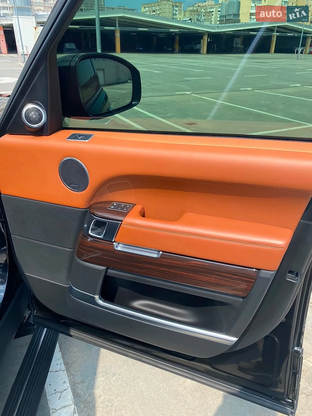 2017 Land Rover Range Rover - мініатюра 17