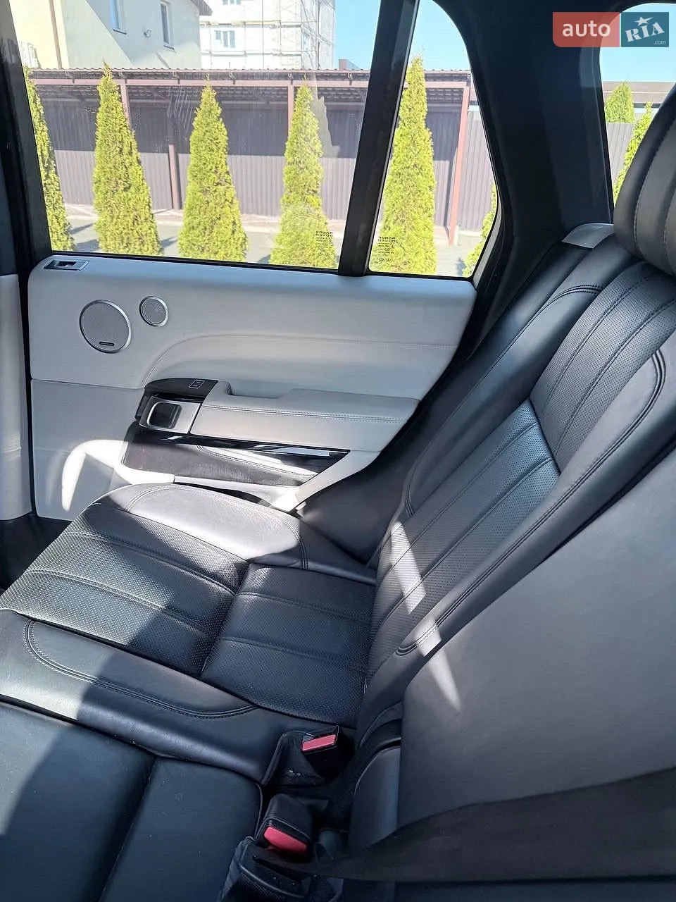 2015 Land Rover Range Rover - мініатюра 11