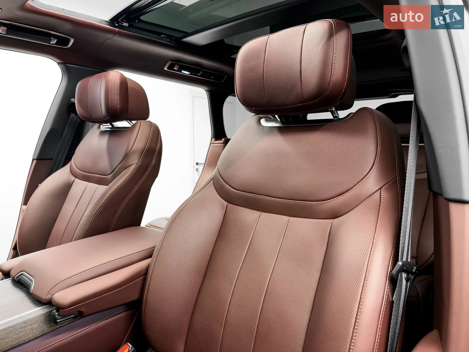 2025 Land Rover Range Rover - мініатюра 30