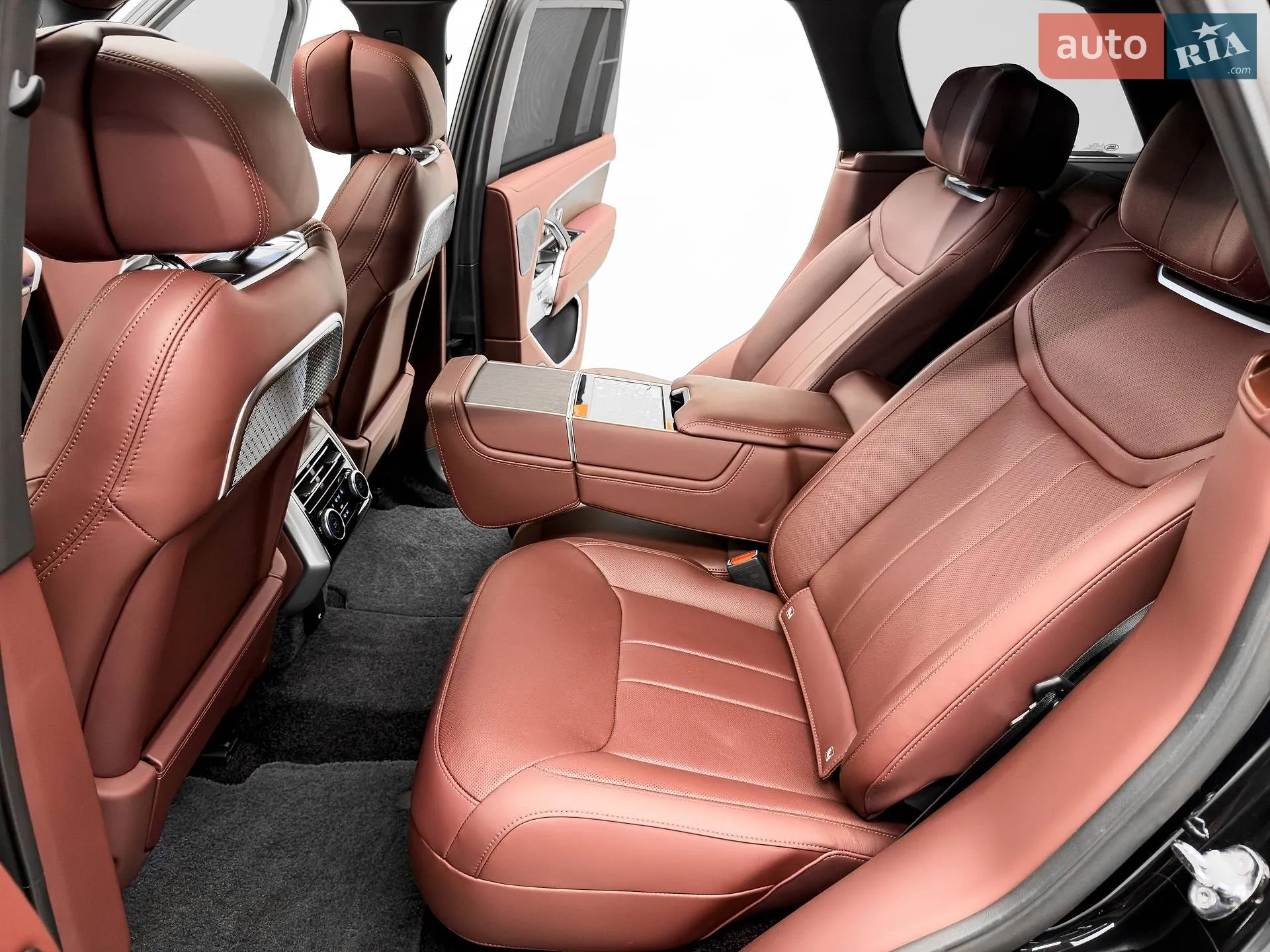 2025 Land Rover Range Rover - мініатюра 53