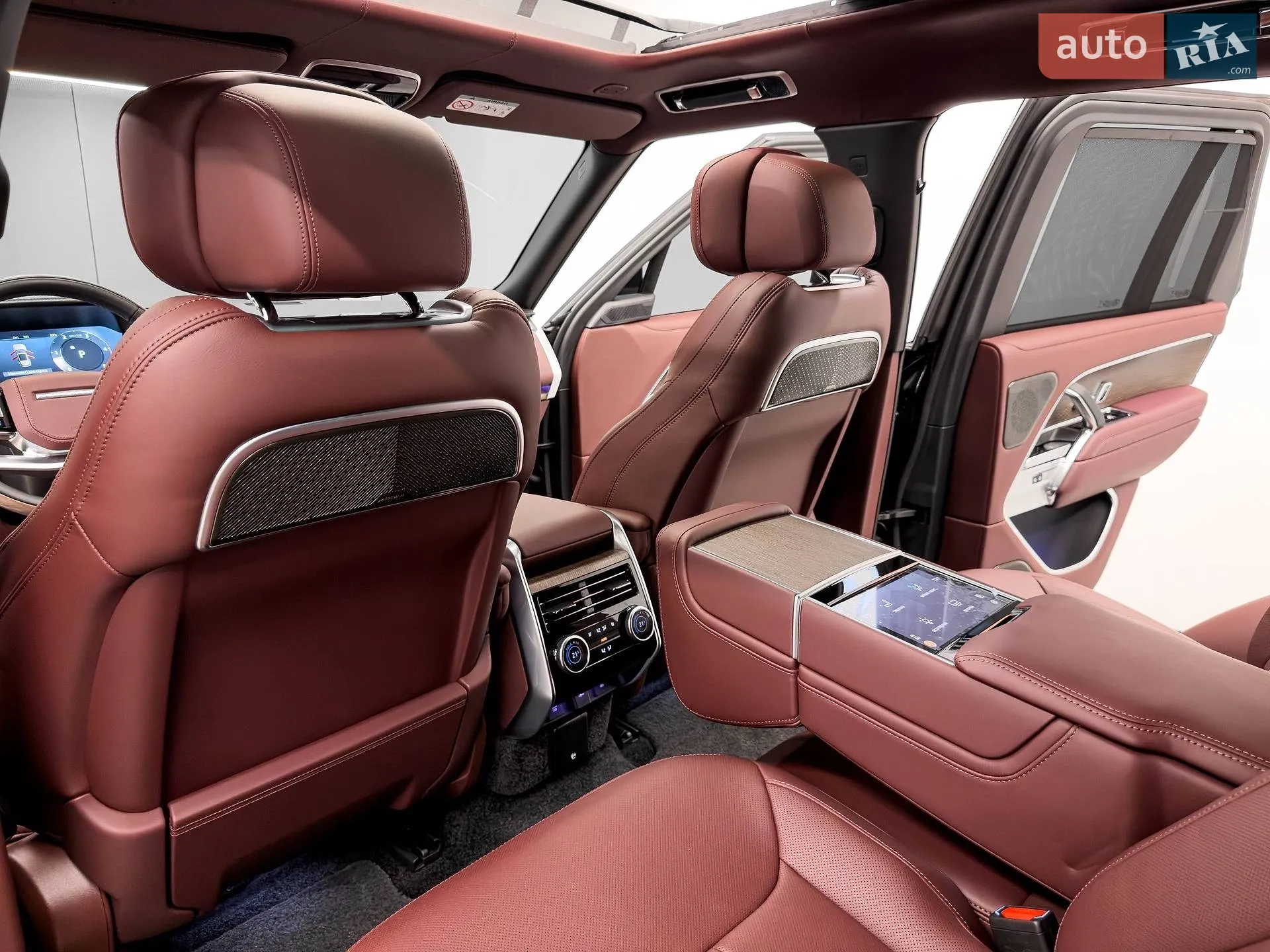 2025 Land Rover Range Rover - мініатюра 54