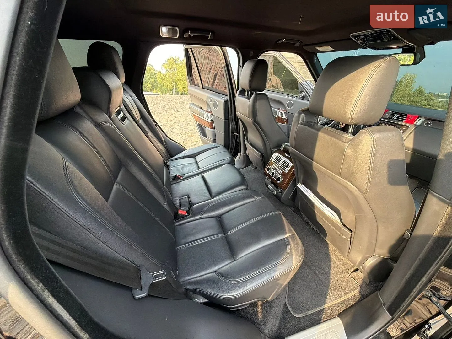 2015 Land Rover Range Rover - мініатюра 26