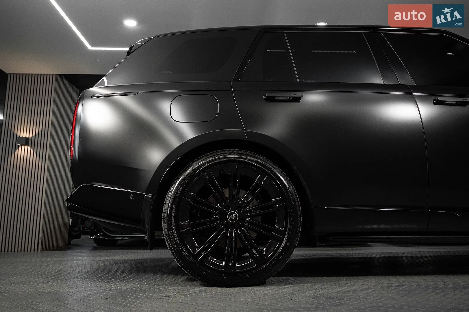 2025 Land Rover Range Rover - мініатюра 12