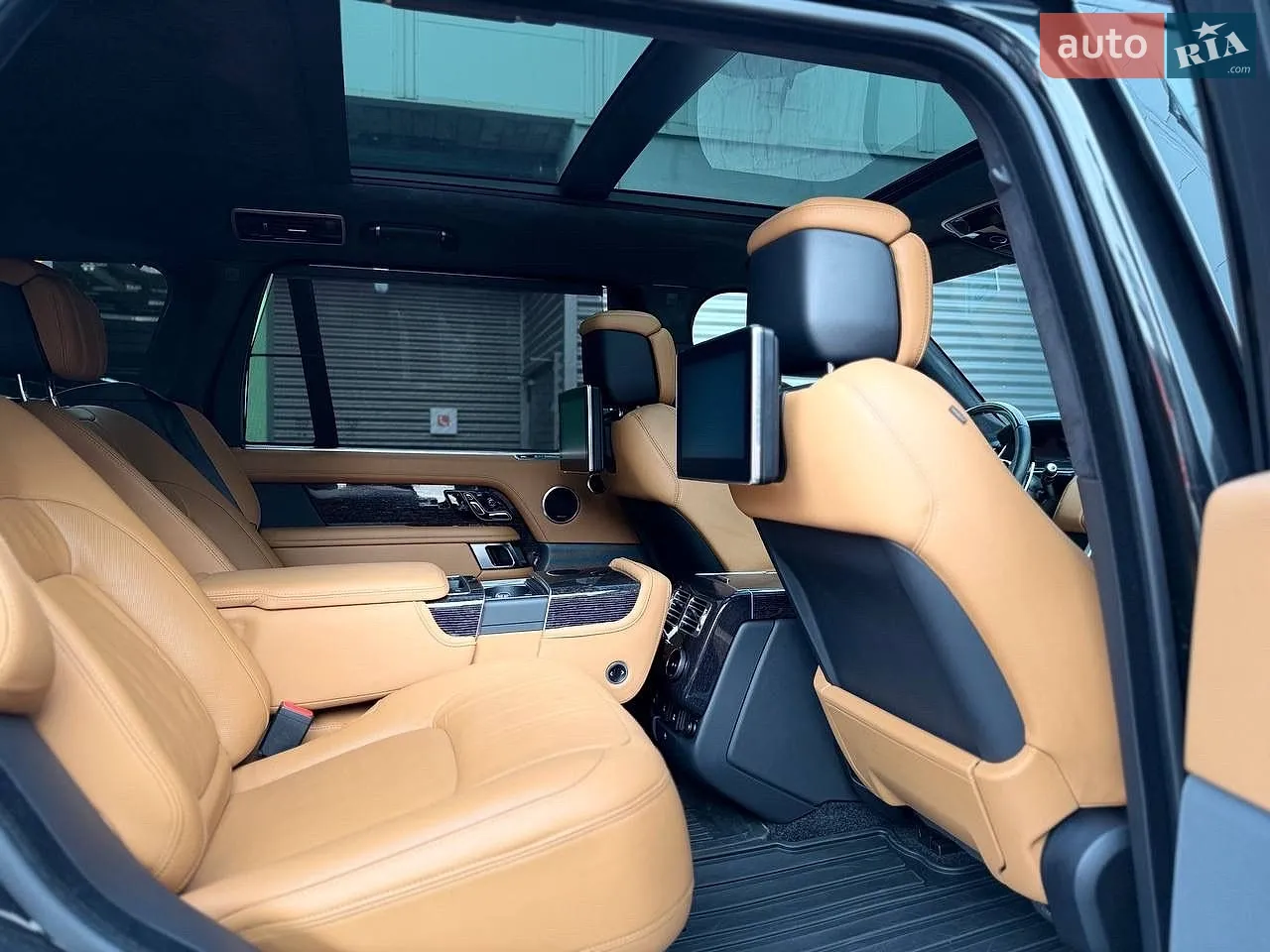2019 Land Rover Range Rover - мініатюра 17