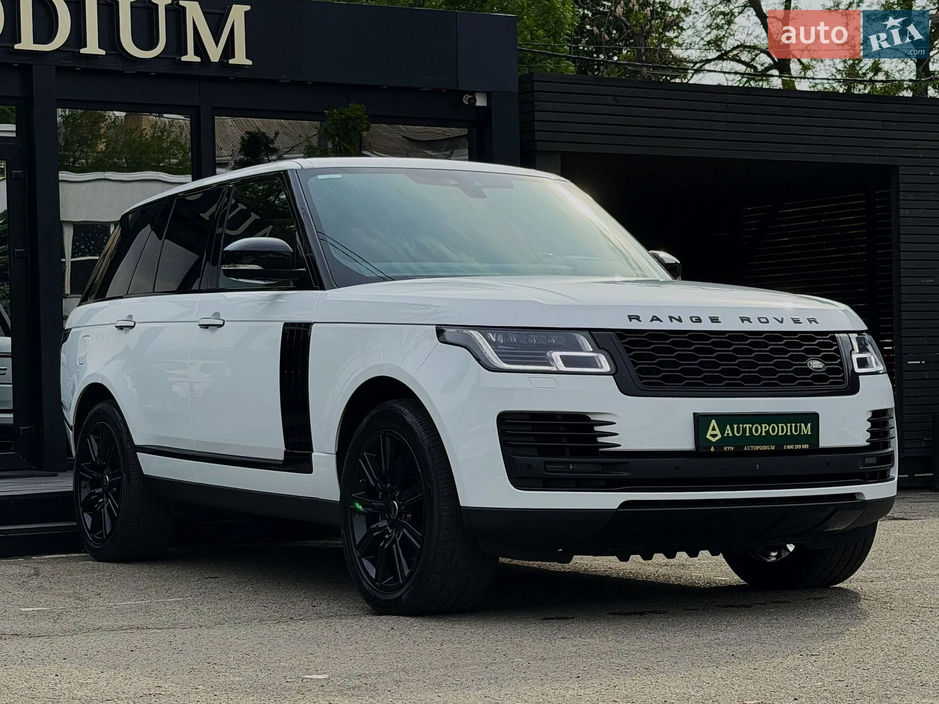 2018 Land Rover Range Rover - мініатюра 4