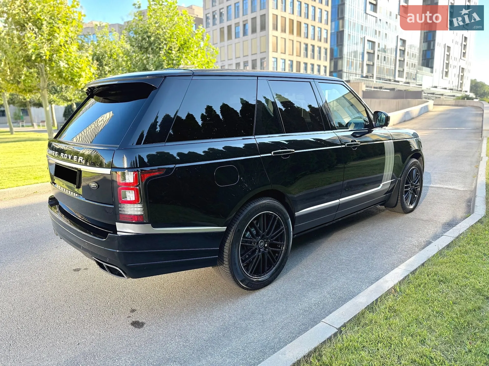 2013 Land Rover Range Rover - мініатюра 12