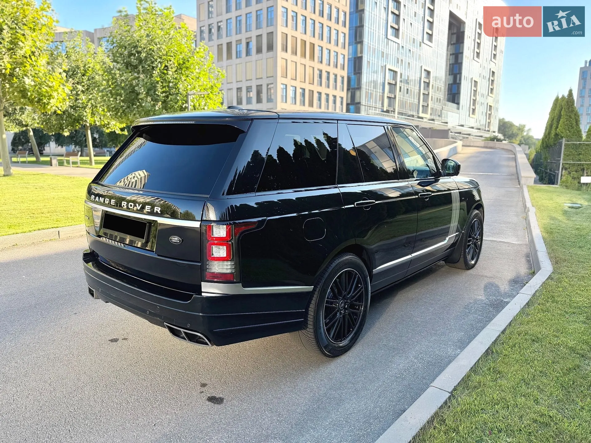 2013 Land Rover Range Rover - мініатюра 11