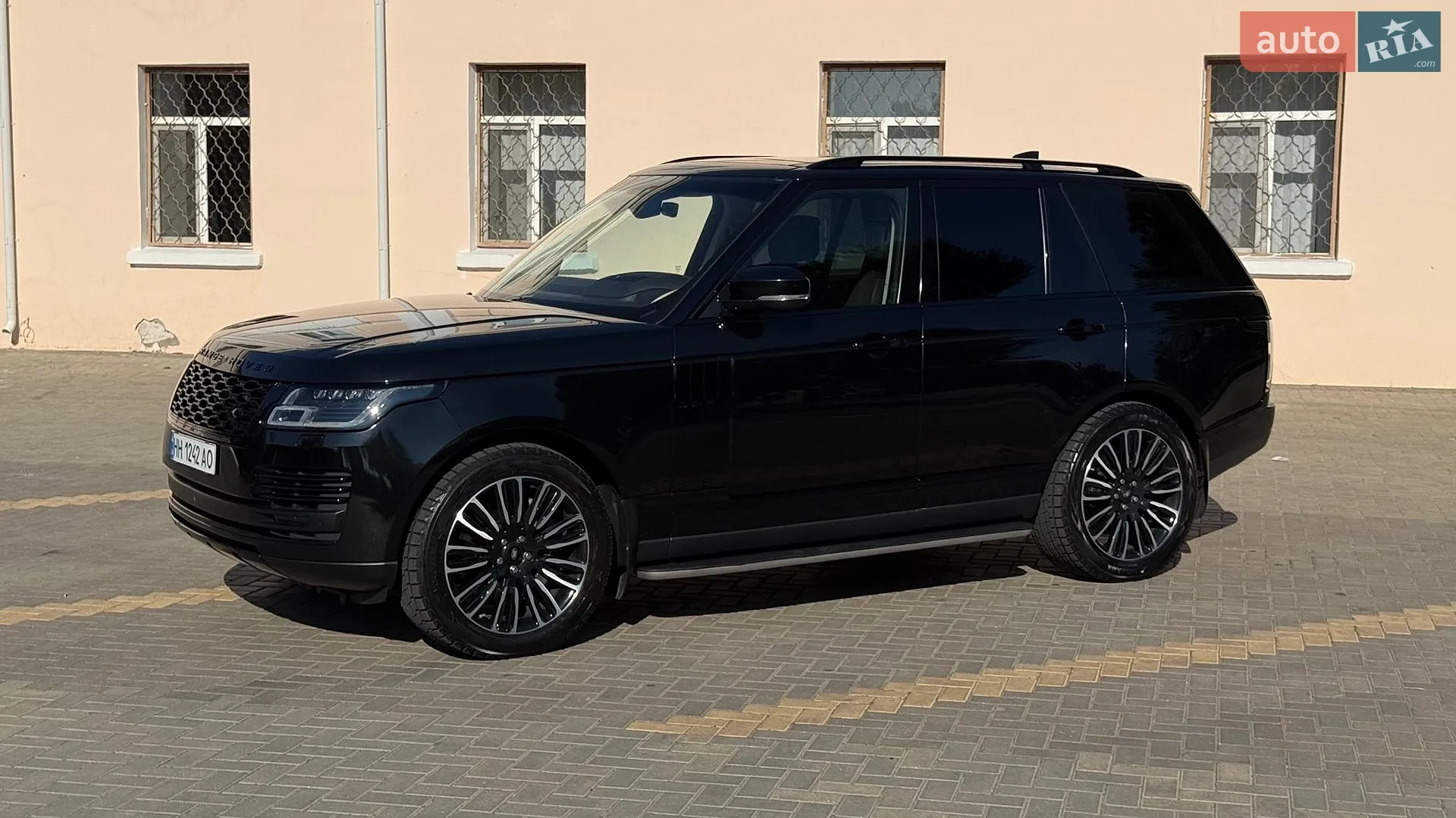 2018 Land Rover Range Rover - мініатюра 2
