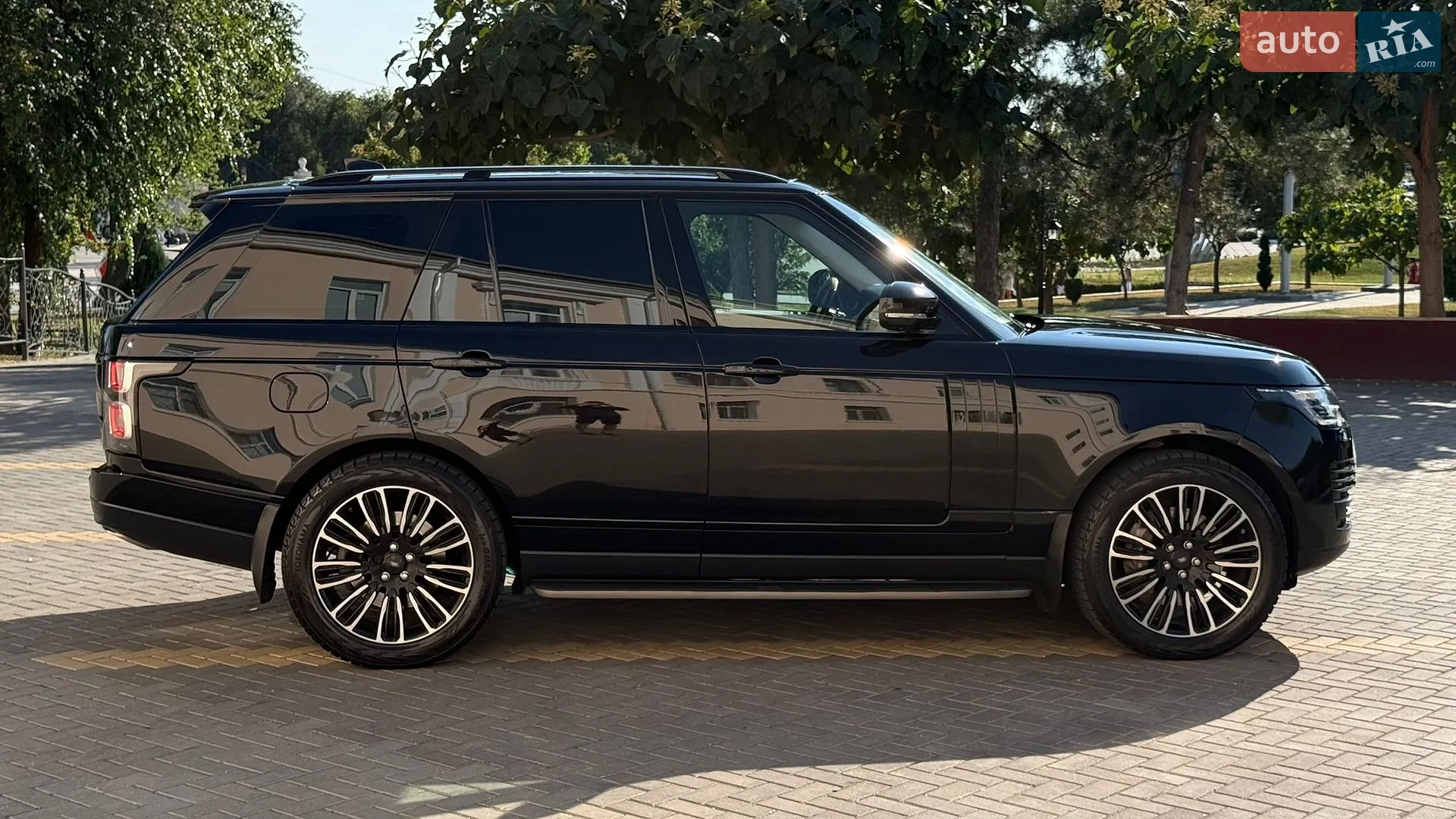 2018 Land Rover Range Rover - мініатюра 8