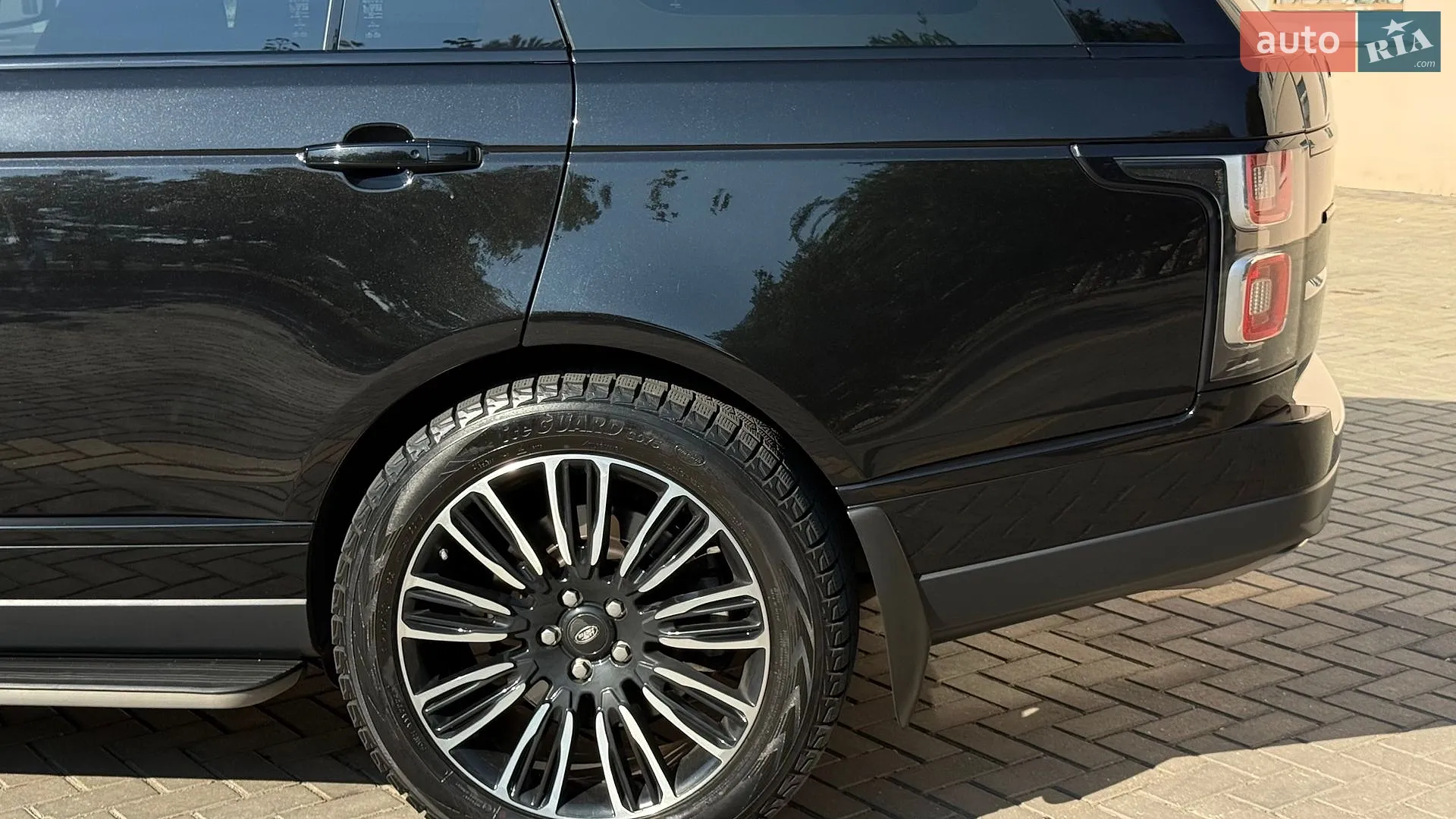 2018 Land Rover Range Rover - мініатюра 15