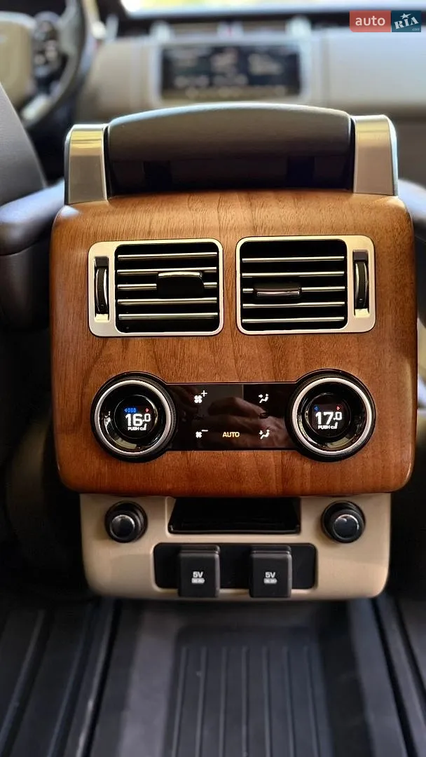 2018 Land Rover Range Rover - мініатюра 33