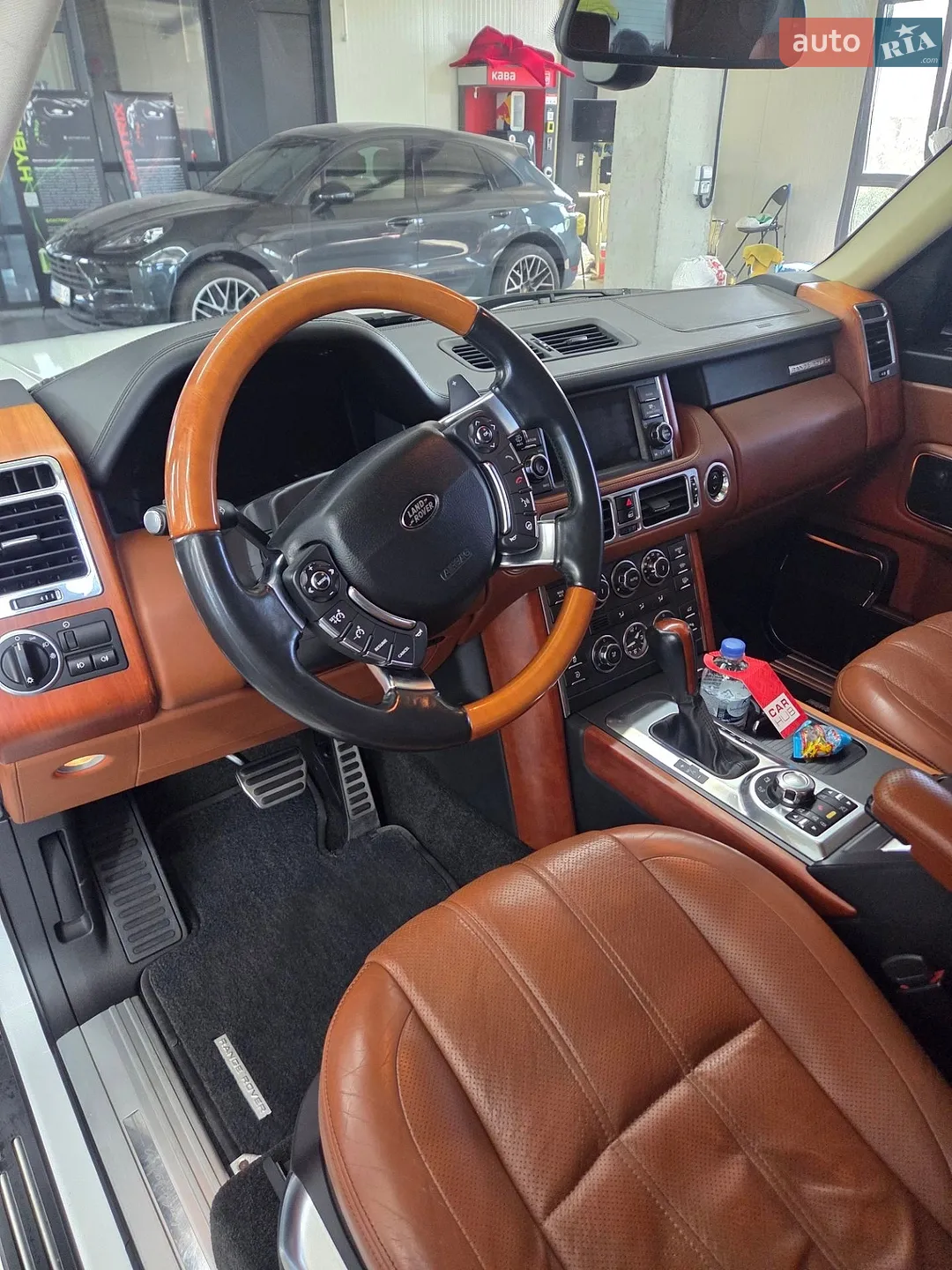 2011 Land Rover Range Rover - мініатюра 9