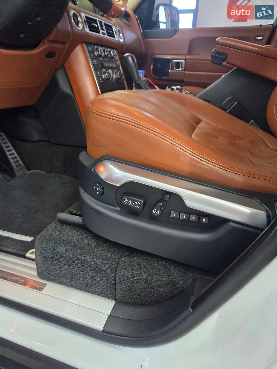 2011 Land Rover Range Rover - мініатюра 8