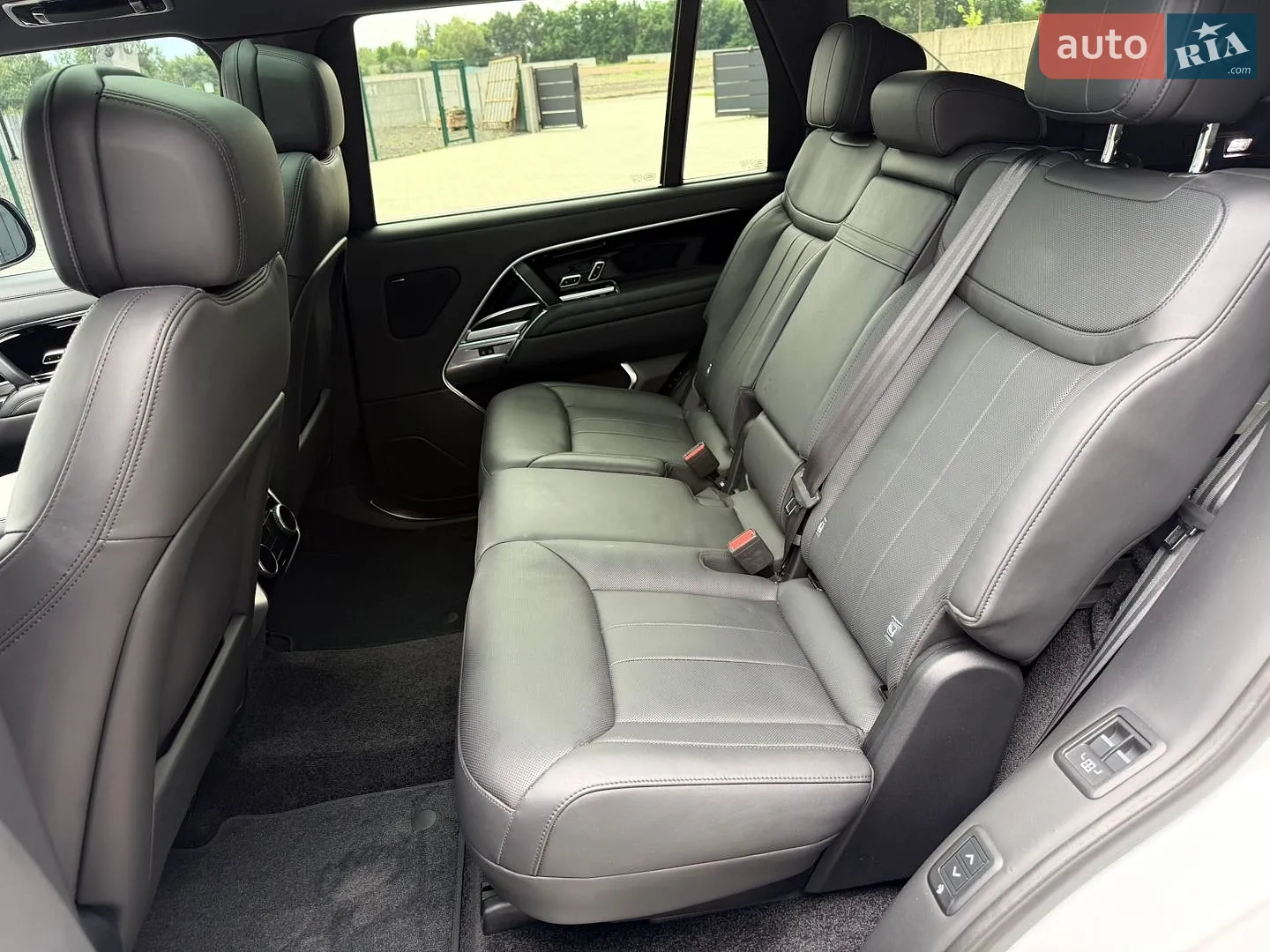 2023 Land Rover Range Rover - мініатюра 18