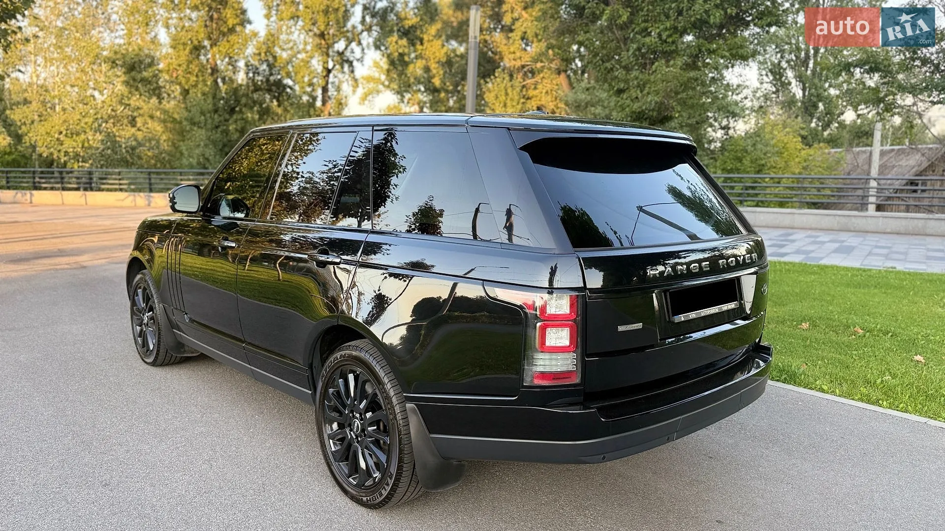 2013 Land Rover Range Rover - мініатюра 10
