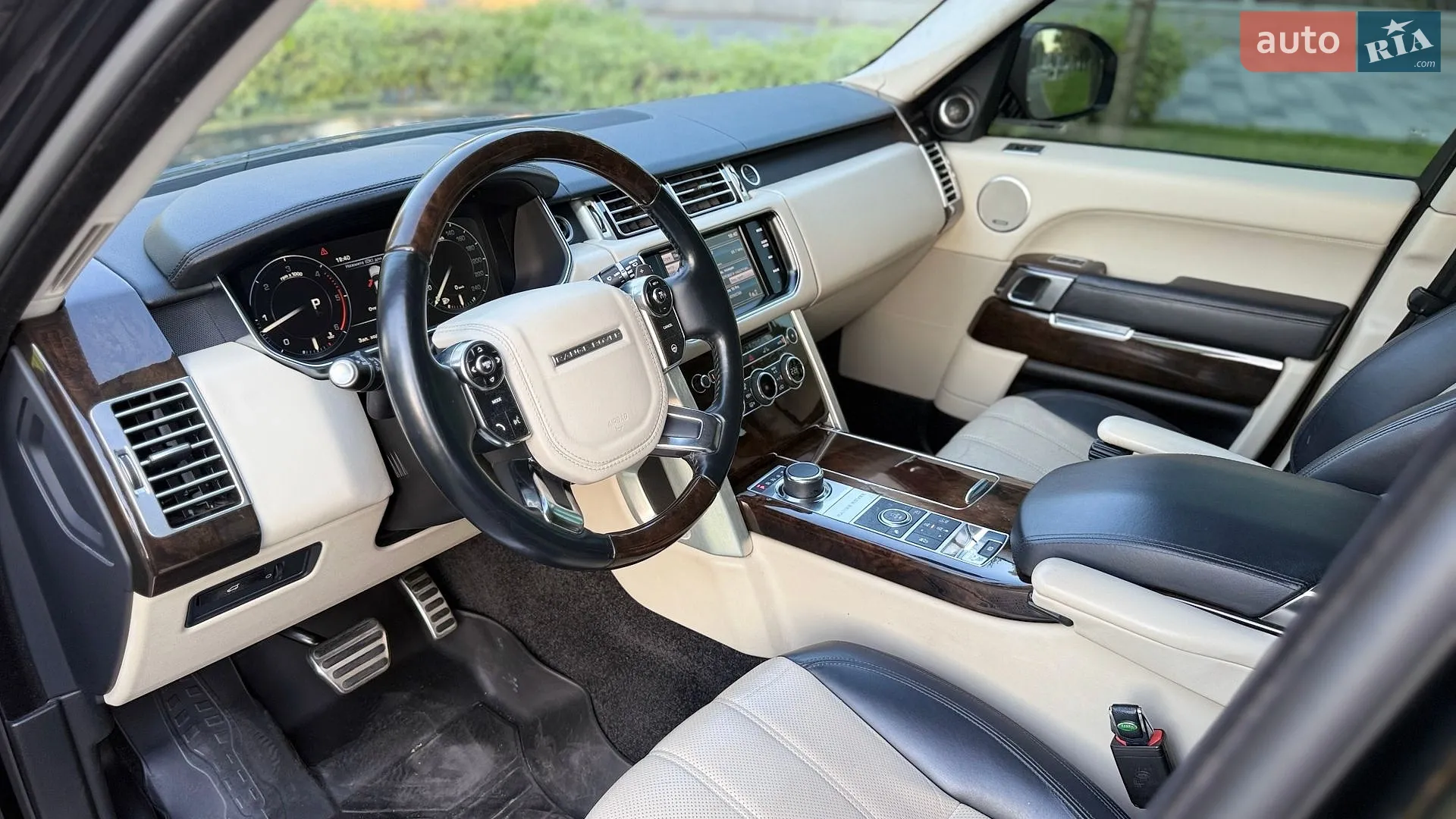 2013 Land Rover Range Rover - мініатюра 13