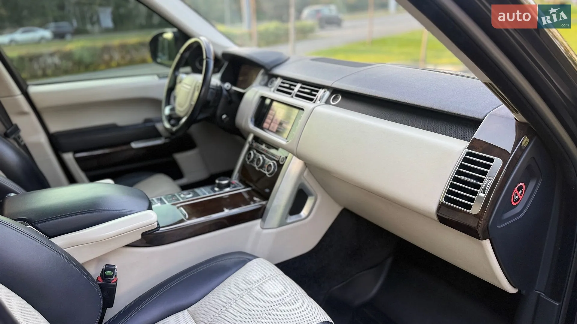2013 Land Rover Range Rover - мініатюра 29