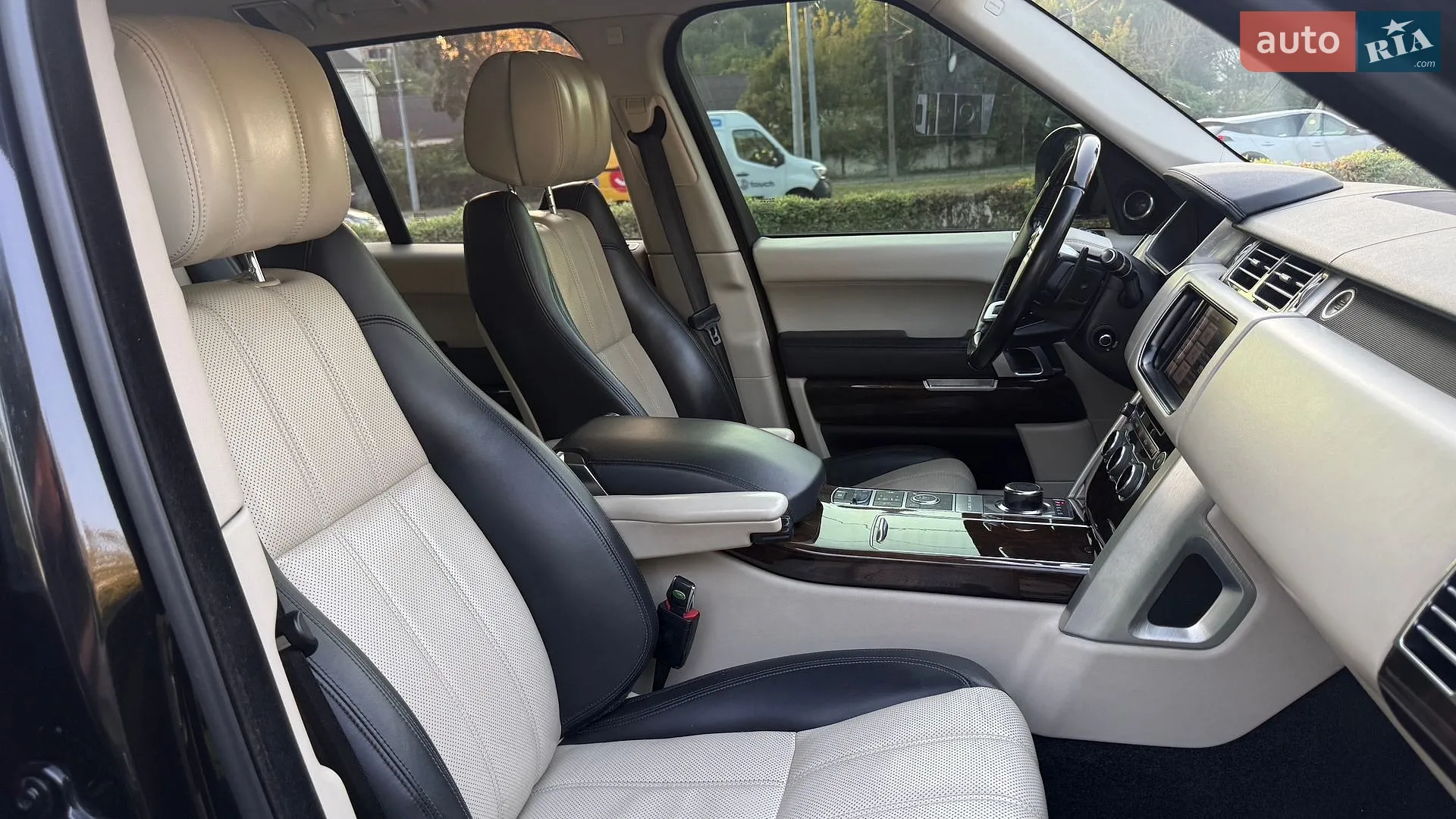 2013 Land Rover Range Rover - мініатюра 31