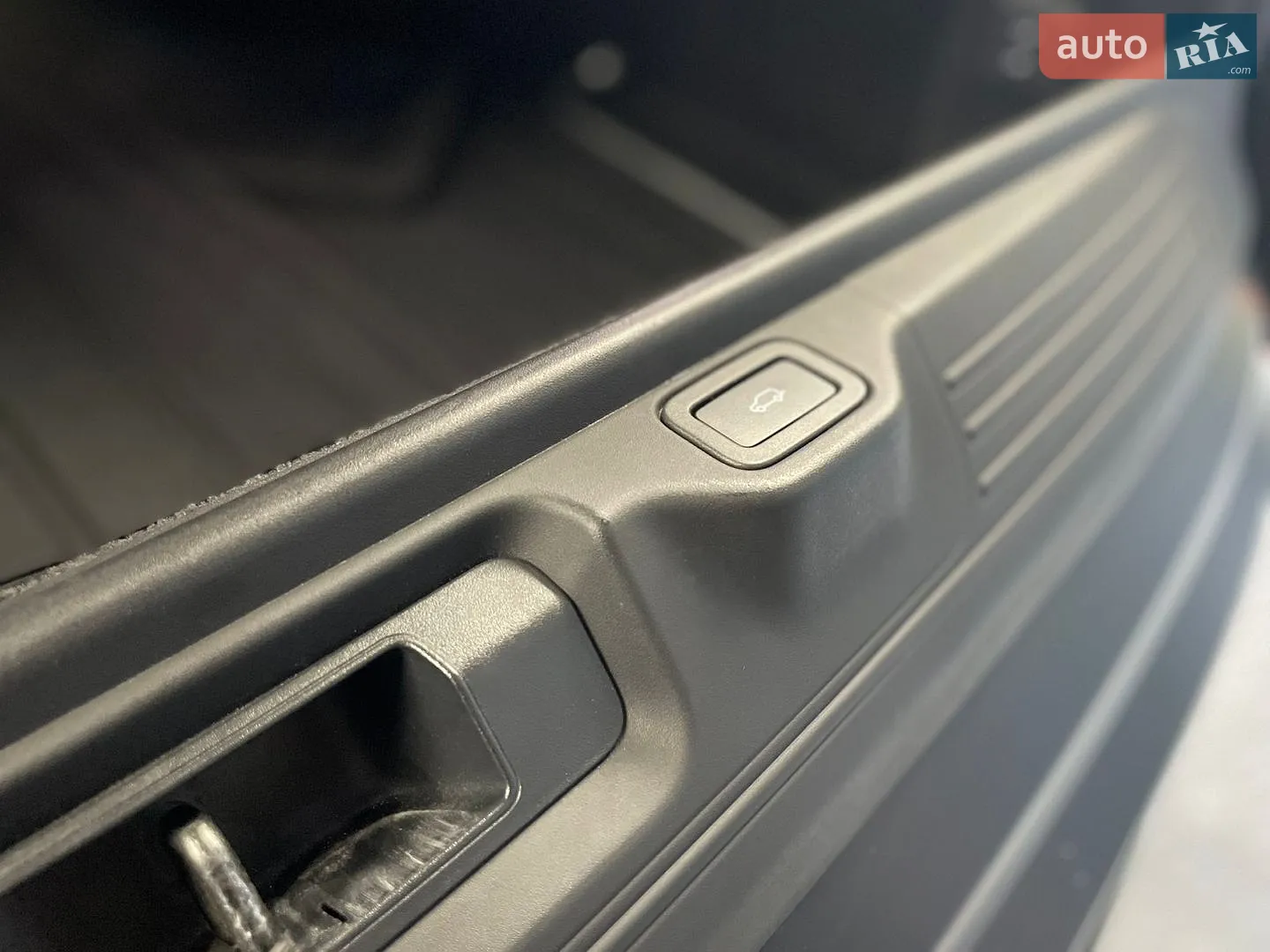 2019 Land Rover Range Rover - мініатюра 30