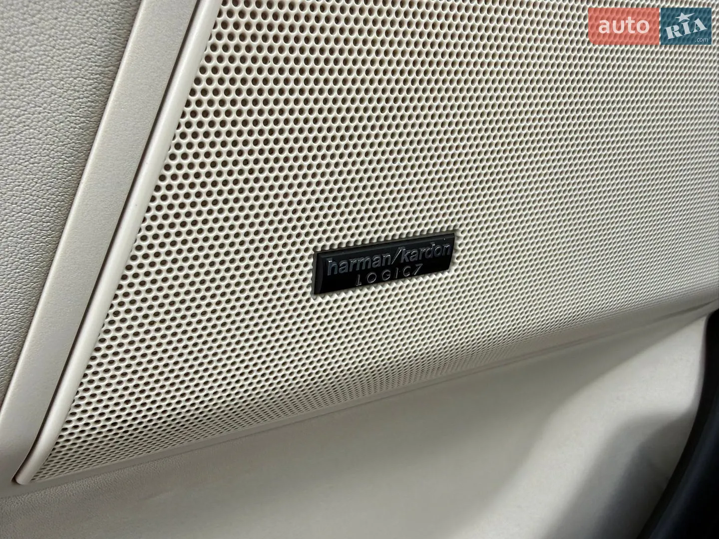 2010 Land Rover Range Rover - мініатюра 16