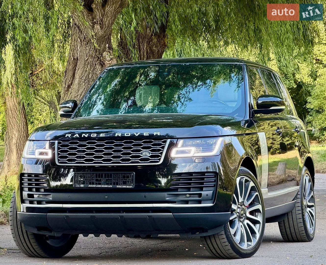 2020 Land Rover Range Rover - мініатюра 12