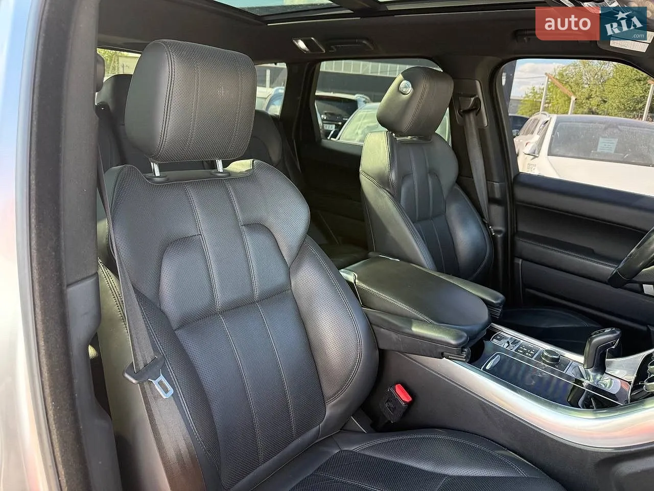 2017 Land Rover Range Rover - мініатюра 29