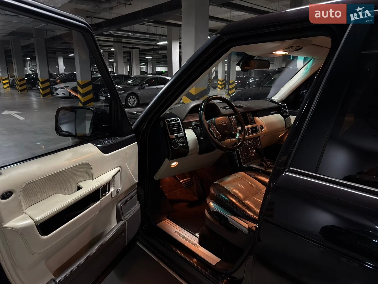 2011 Land Rover Range Rover - мініатюра 10