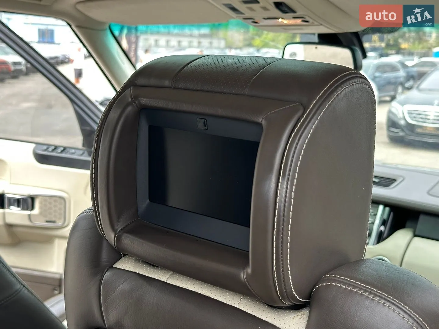 2011 Land Rover Range Rover - мініатюра 18