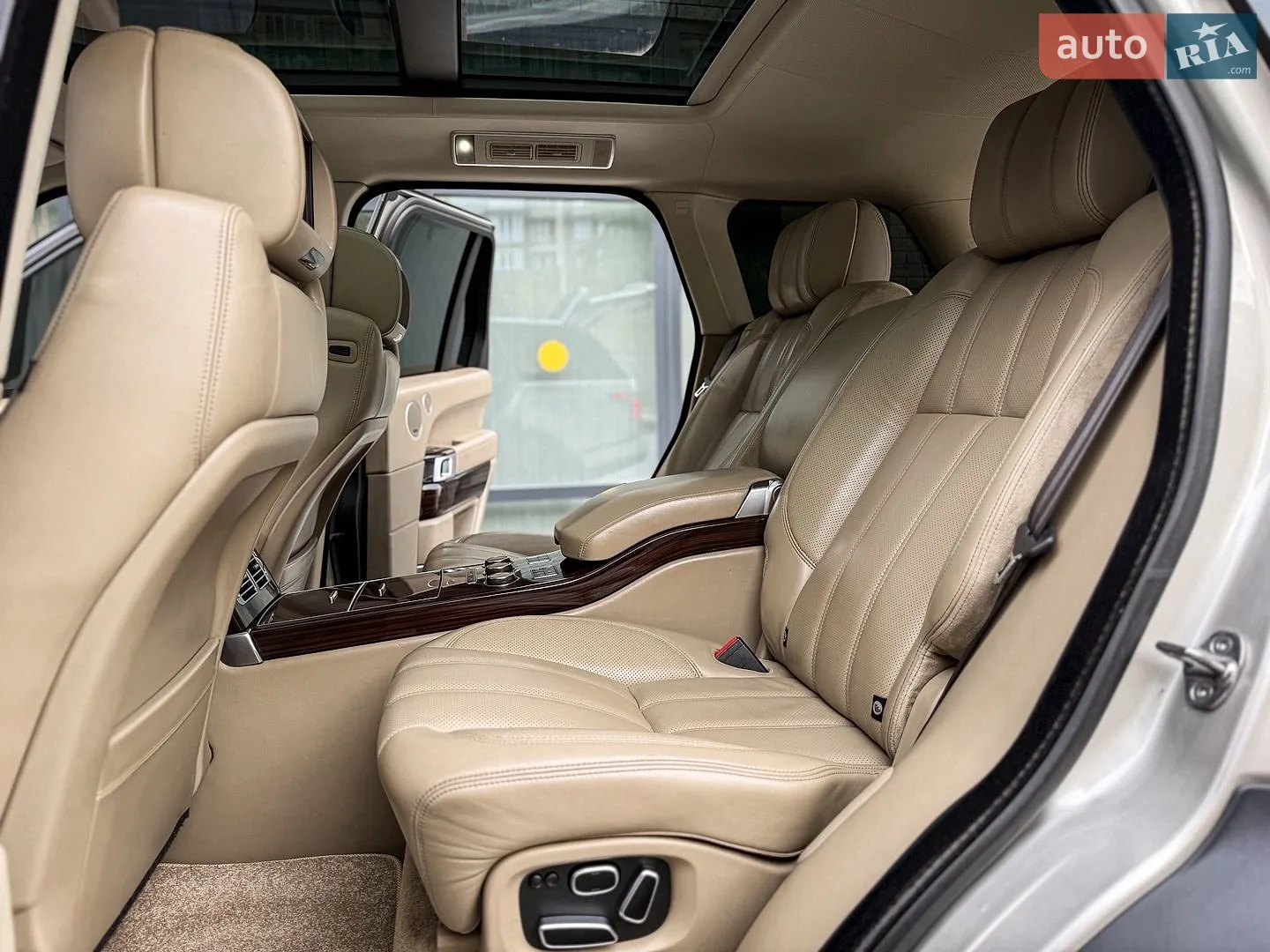 2013 Land Rover Range Rover - мініатюра 24