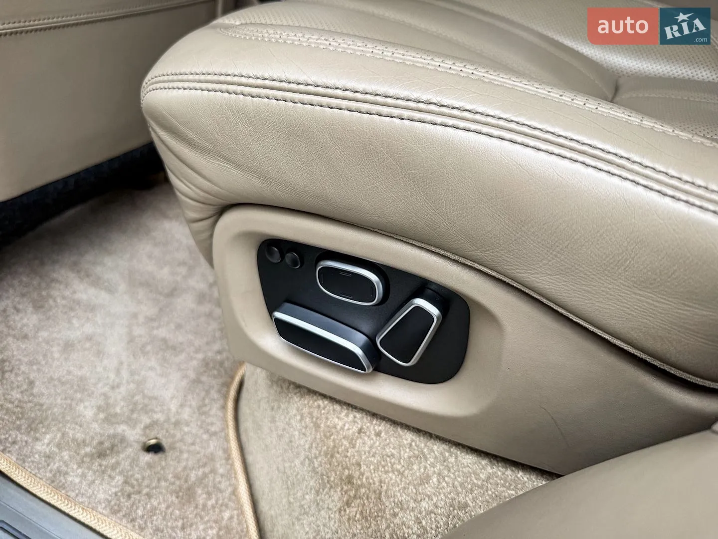 2013 Land Rover Range Rover - мініатюра 41