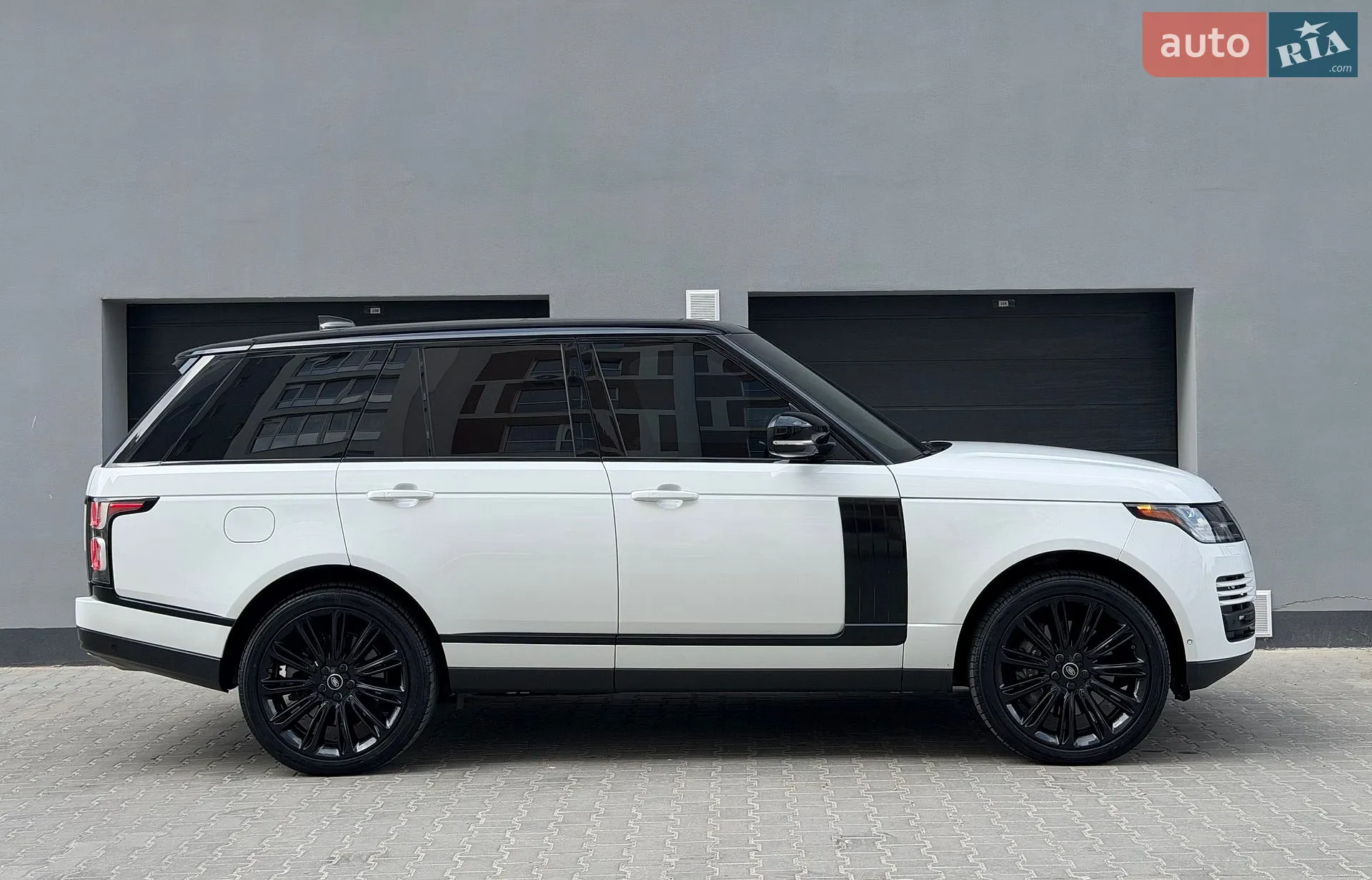 2018 Land Rover Range Rover - мініатюра 23