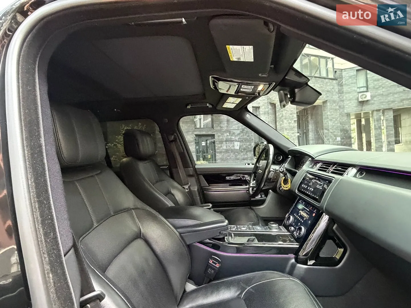 2018 Land Rover Range Rover - мініатюра 16