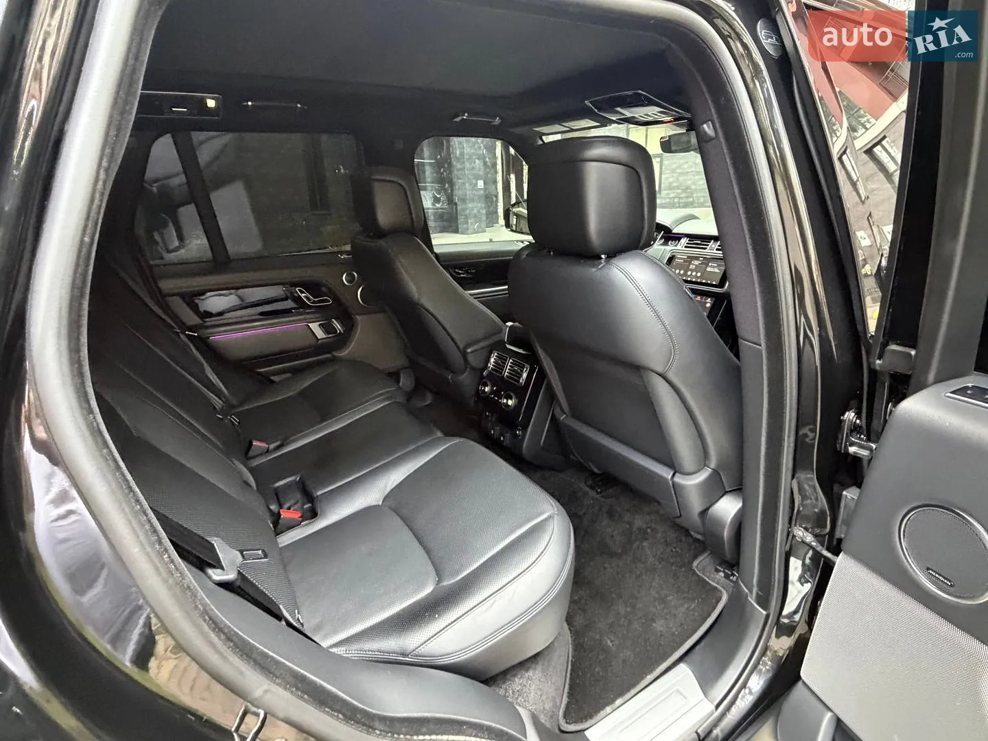 2018 Land Rover Range Rover - мініатюра 19