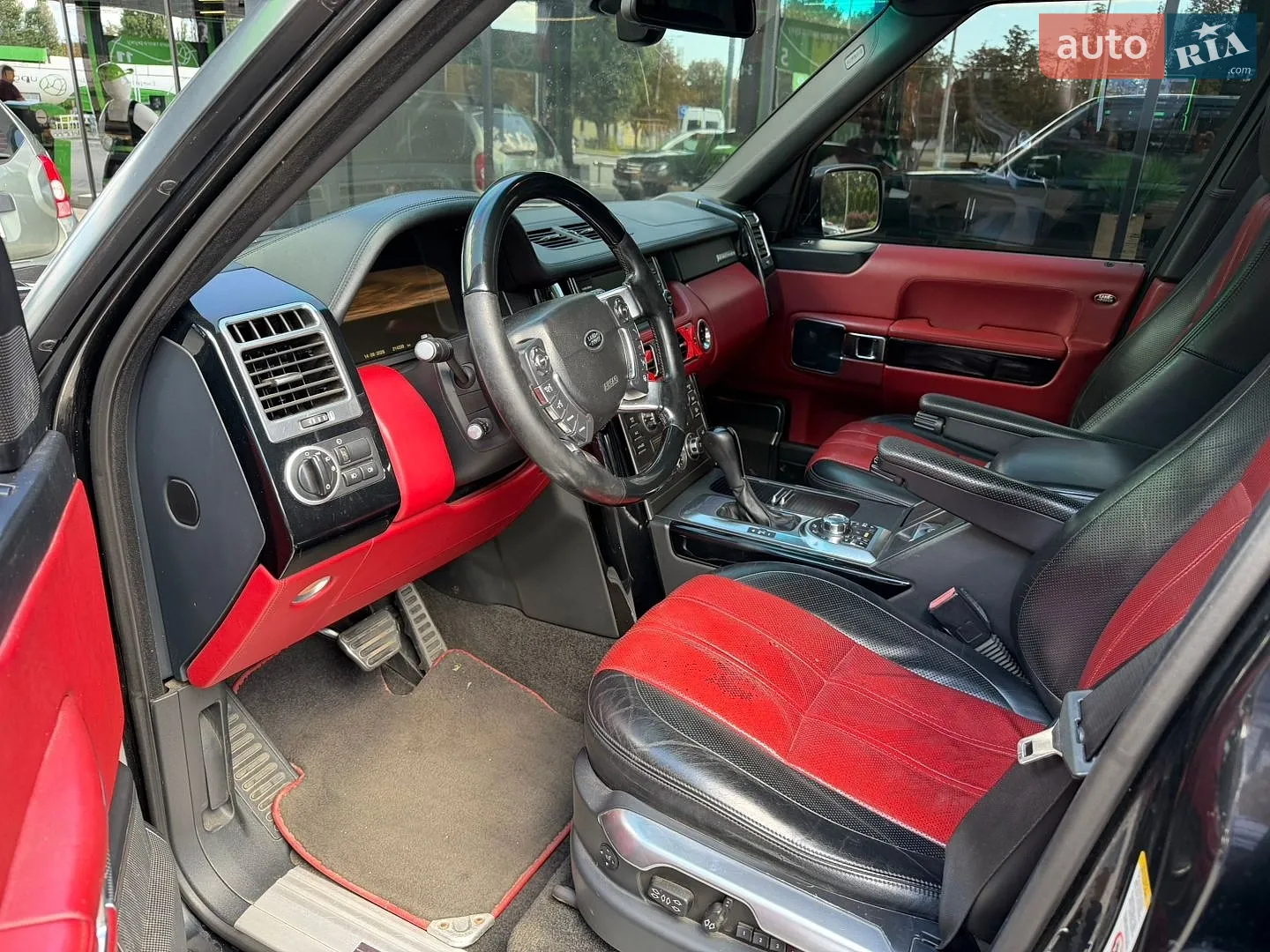 2010 Land Rover Range Rover - мініатюра 19
