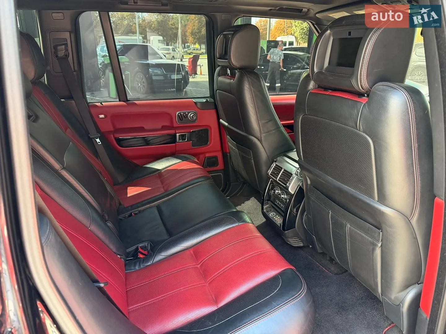 2010 Land Rover Range Rover - мініатюра 25