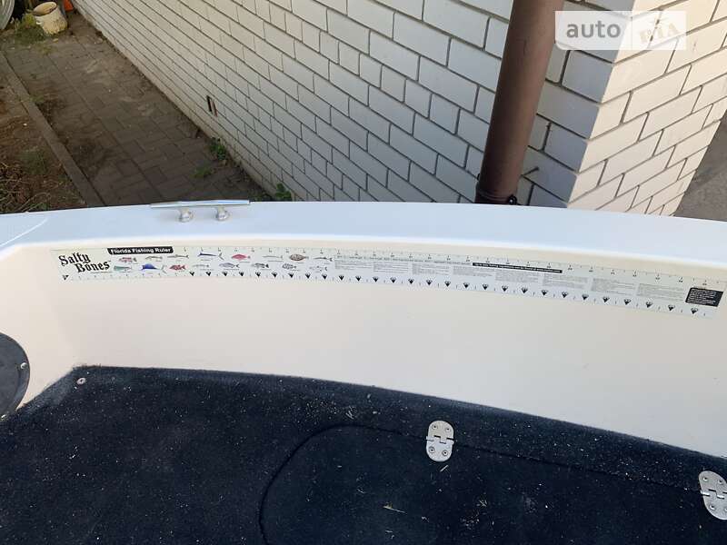 Катер Larson Cabrio 2011 в Запорожье