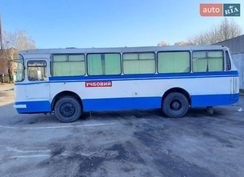 Міський автобус ЛАЗ 695 1984 в Білій Церкві фото 3 Міський автобус ЛАЗ 695 1984 в Білій Церкві