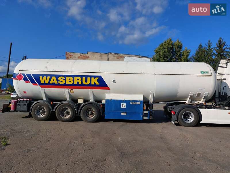 Газовоз LDS NG 2002 в Віньківцях
