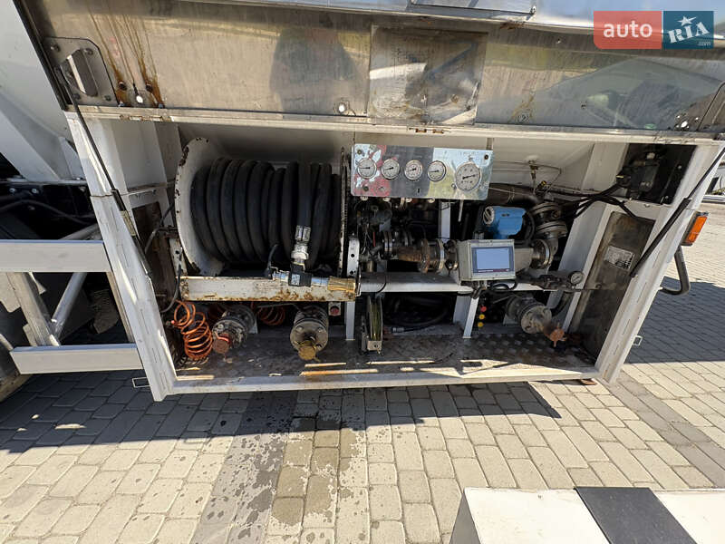 Газовоз LDS NPA 2006 в Львове