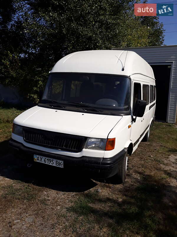 Микроавтобус LDV Convoy пасс. 1997 в Балаклее