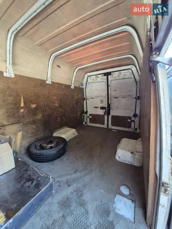 Вантажний фургон LDV Convoy 2005 в Чернігові