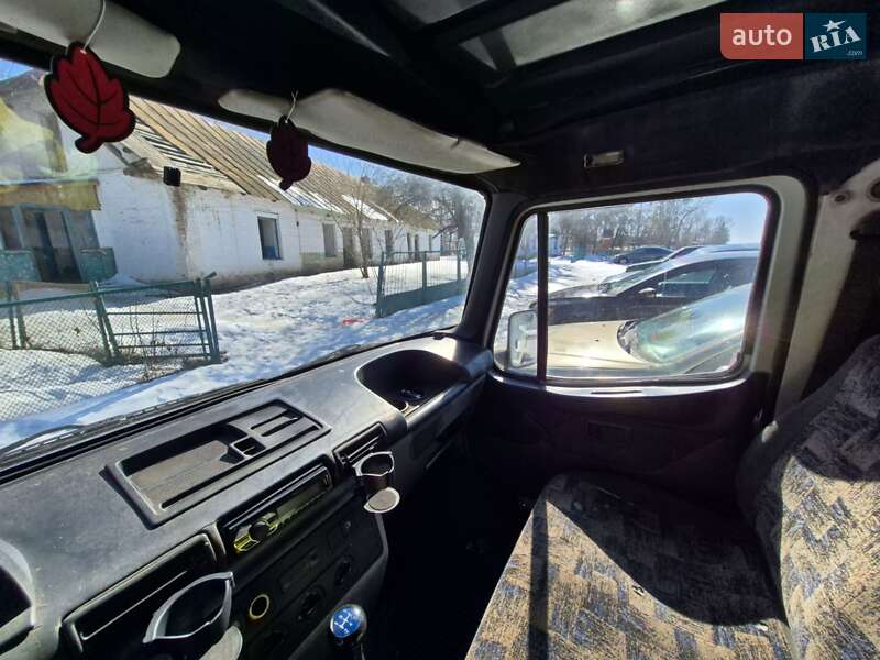 Вантажний фургон LDV Convoy 2005 в Чернігові