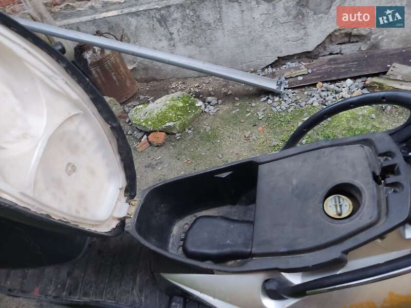 Макси-скутер Leader 150 2013 в Жовкве