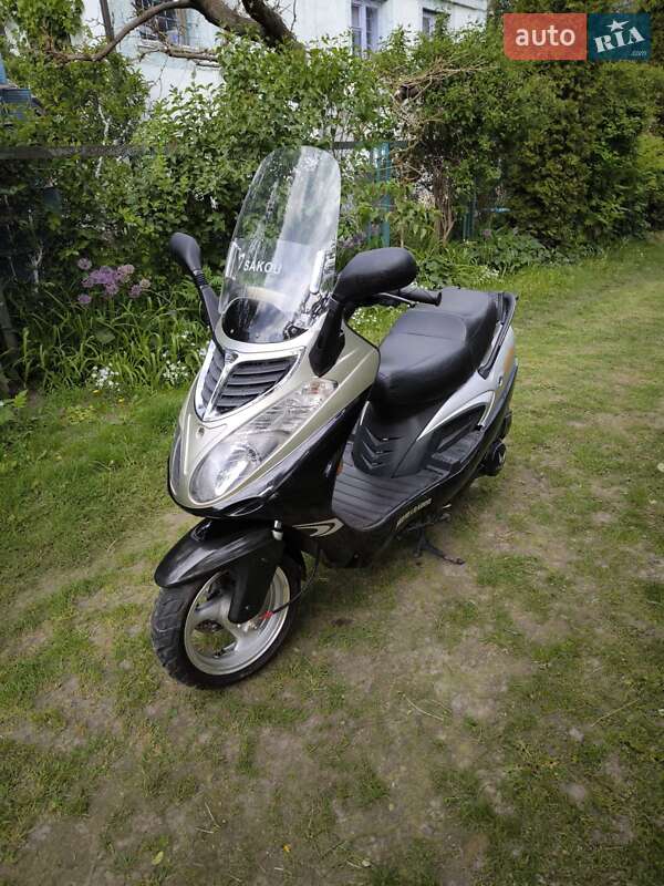 Скутер Leader ML 2013 в Бобрику