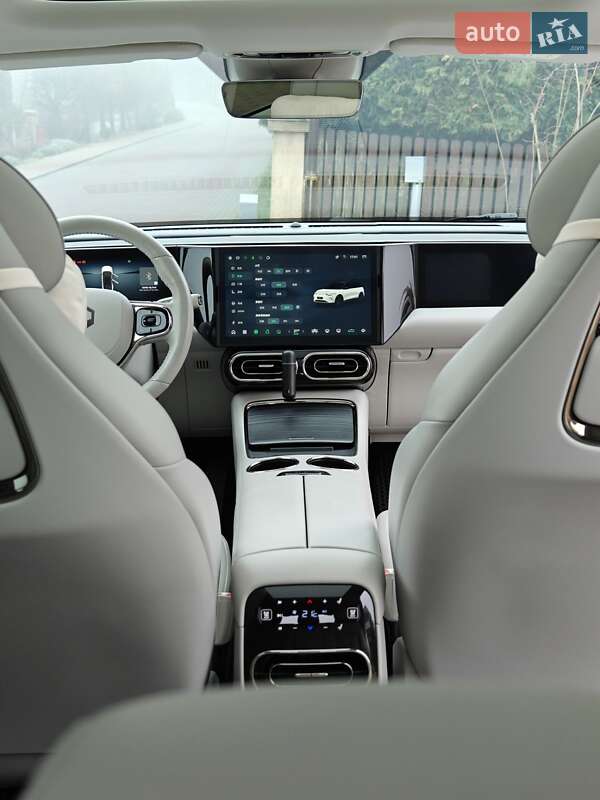 Внедорожник / Кроссовер Leapmotor С11 2023 в Черновцах